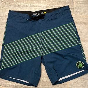 Body Glove 32w men’s bathing suit